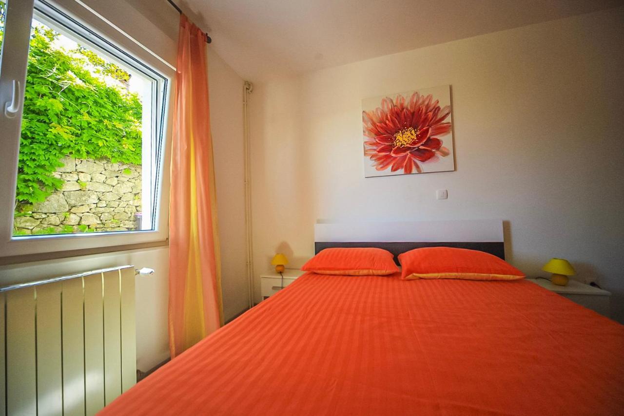 Apartman Carmen Volosko Opatija Exterior photo